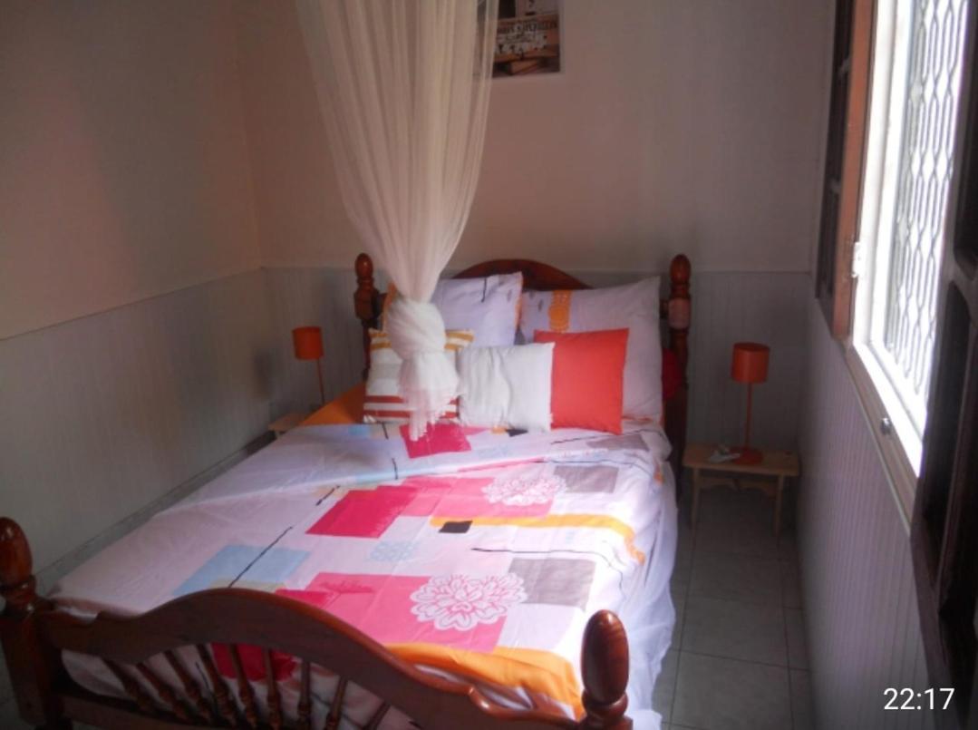 Chez Tatie Juju Villa Sainte-Anne  Kültér fotó